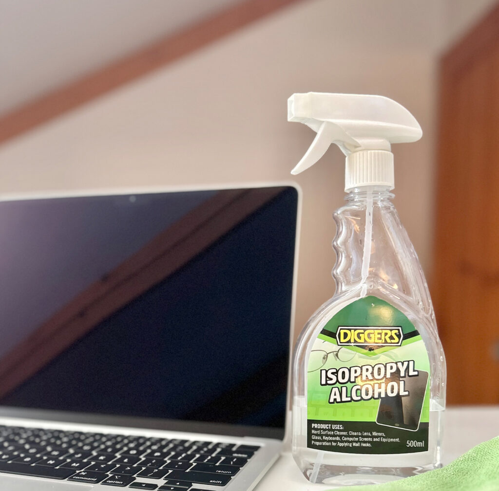 Cleaning With DIGGERS™ Isopropyl Alcohol