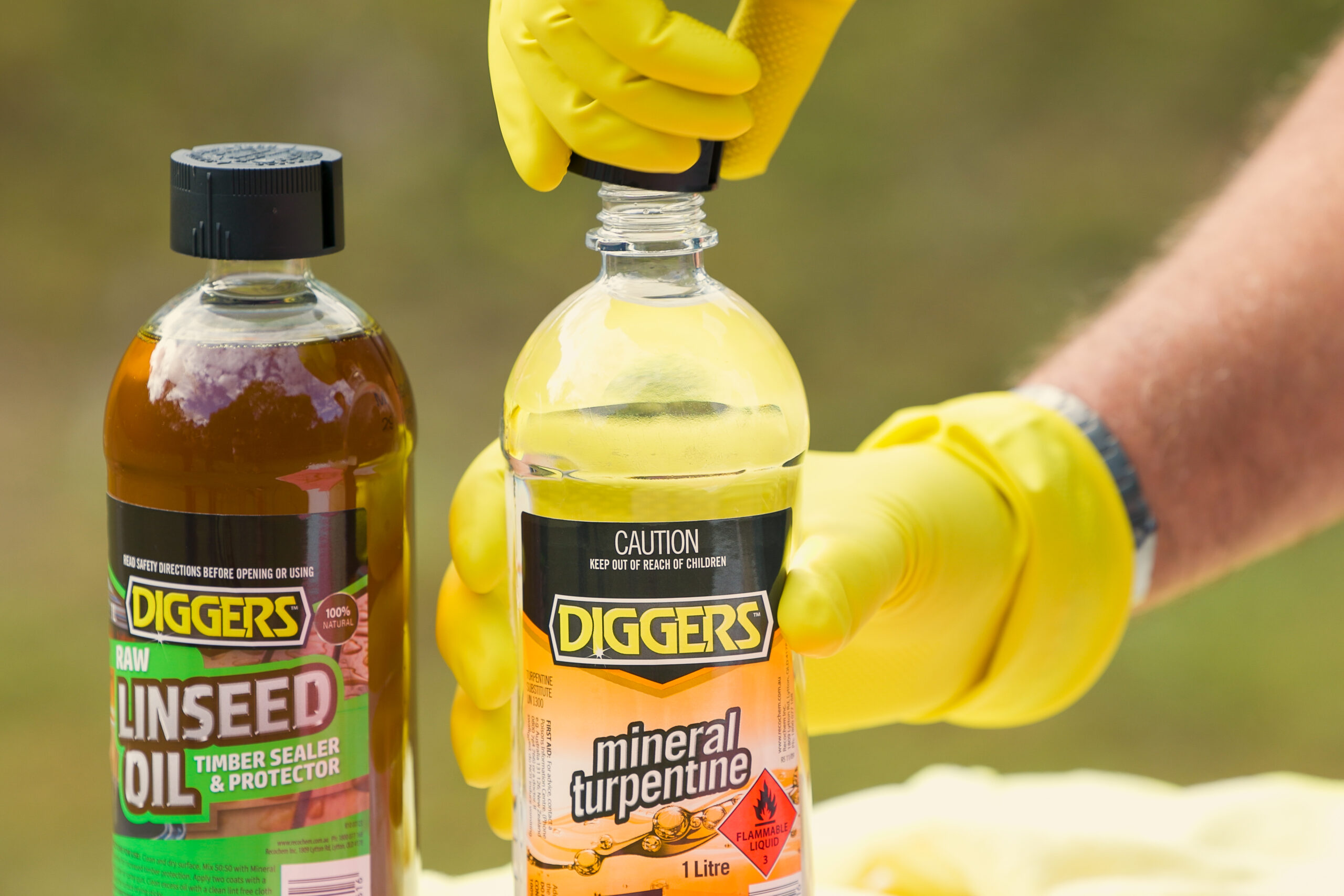 Mineral Turps & Linseed Oil