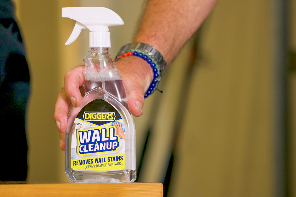 DIGGERS™ Wall Cleaner: From Doodles to Dirt, Gone in a Wipe